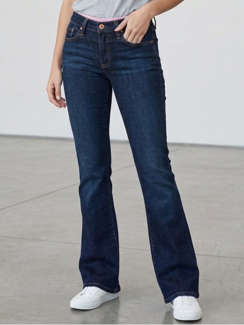 AG Adriano Goldschmied The Angel Bootcut Jeans Dark Wash Made in USA Size 28